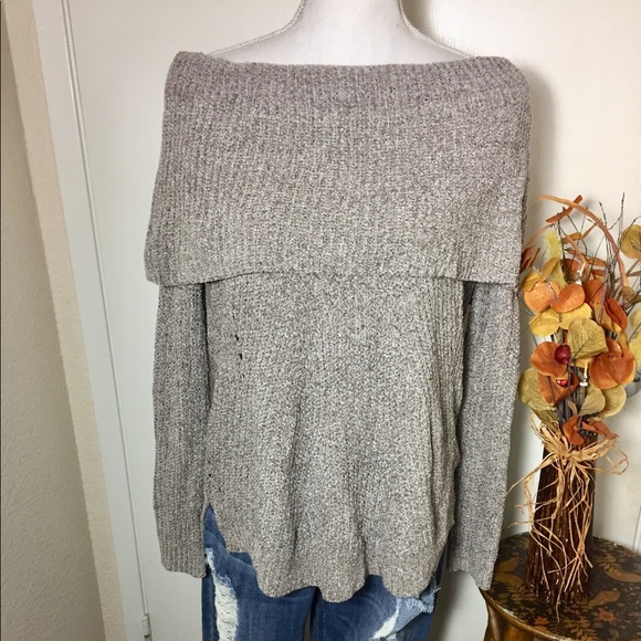 Moth (Anthropologie) Sweater - Picture 2 of 8